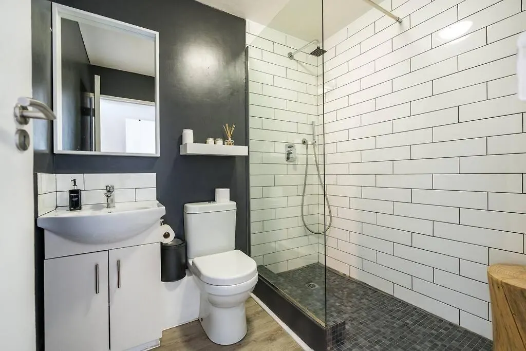 Luxury Green Point Apartment Cape Town